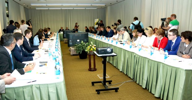 Дочерние предприятия НК «Роснефть» представили свои достижения на круглом столе в Самаре