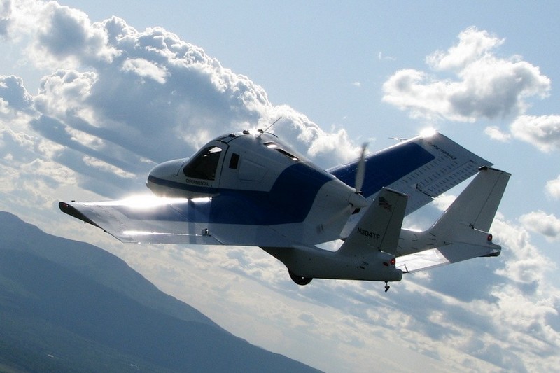 Летающий автомобиль Terrafugia появится в 2019 году