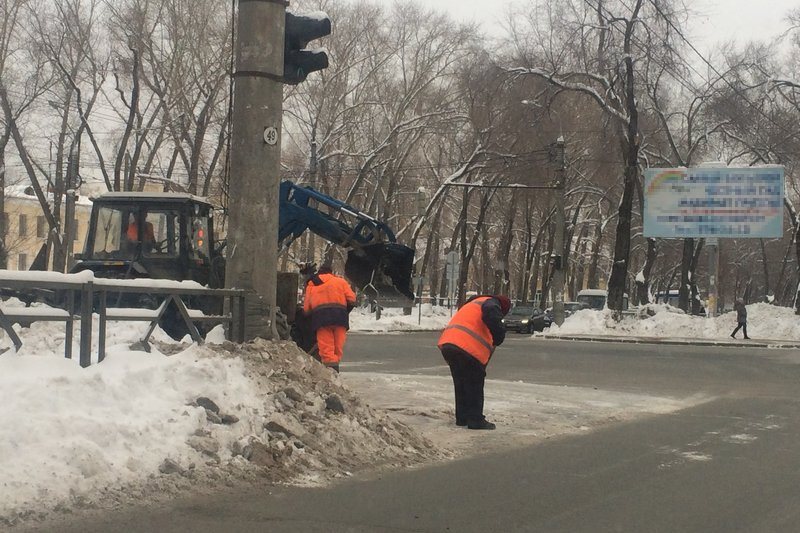На улице Ново-Садовой вводятся ограничения по остановке и стоянке автомобильного транспорта
