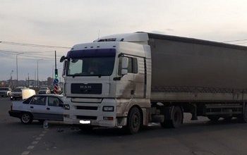 В Тольятти МАН столкнулся на встречке с Daewoo