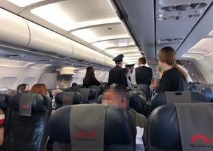 Двух пассажиров без масок сняли с рейса в аэропорту "Курумоч"