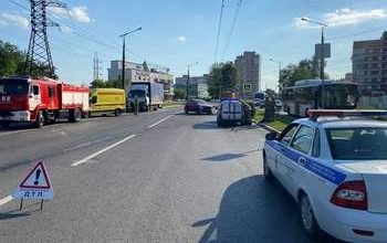 В результате аварии на ул. Баныкина в Тольятти погибла женщина-пешеход