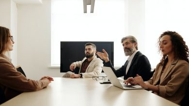COVID-статусом соискателя чаще всего интересуются транспортные и торговые компании