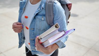 Котоняни, курьеры, контролеры билетов: кем подрабатывают подростки в Самарской области этим летом