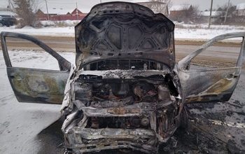 В Кинельском районе произошло ДТП с возгоранием авто