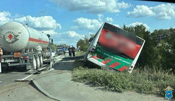 ДТП с участием КамАЗа, МАЗа и Mercedes в Самаре