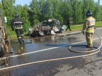ДТП на трассе: смертельное столкновение КАМАЗа и ВАЗа 