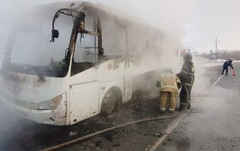 Волжский район: в результате ДТП загорелся автобус