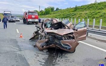 МАЗ и Lada XRay столкнулись на М5: один человек погиб, трое госпитализированы