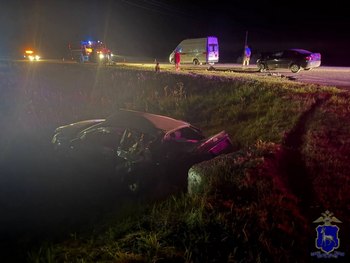 Водитель Kia Rio насмерть сбил мужчину, менявшего колесо на Chevrolet Classic