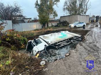 Мусоровоз попал в грязную историю: подробности ДТП в Куйбышевском районе