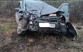 Два автомобиля LADA столкнулись в Богатовском районе: подробности