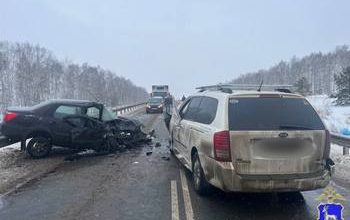 В результате ДТП на автодороге «Урал - Исаклы - Шентала» пострадали три человека