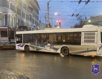 ДТП в Самаре: автобус сбил женщину на пешеходном переходе