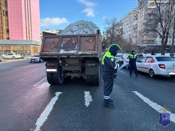 Смертельное ДТП в Самаре: женщина погибла под колесами КАМАЗа