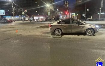 На проспекте Ленина в Самаре произошло столкновение автомобиля и ребенка