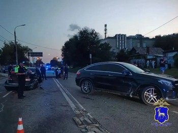 В Самаре выясняют детали столкновения BMW, Opel и Mercedes